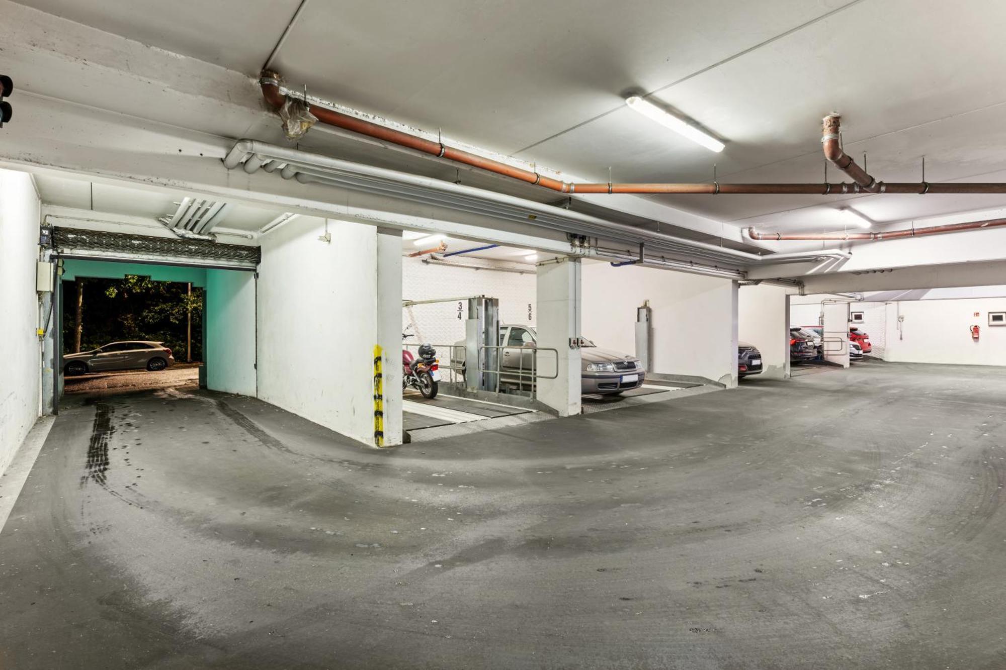 Edler Wohnraum Schwanenteich-Suite Mit Balkon, Kaffeevollautomat, Lift & Parkplatz Zwickau Extérieur photo