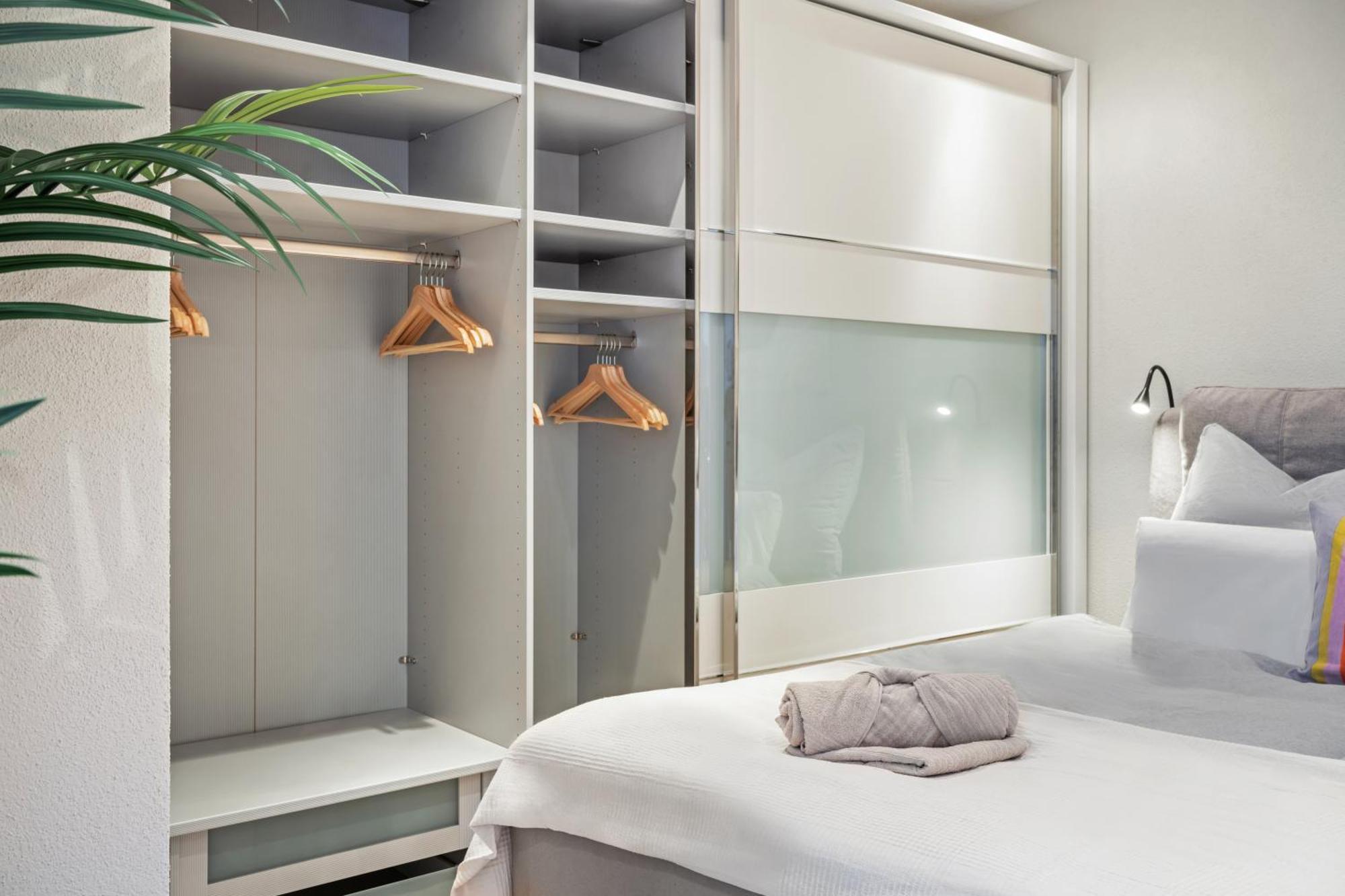 Edler Wohnraum Schwanenteich-Suite Mit Balkon, Kaffeevollautomat, Lift & Parkplatz Zwickau Extérieur photo