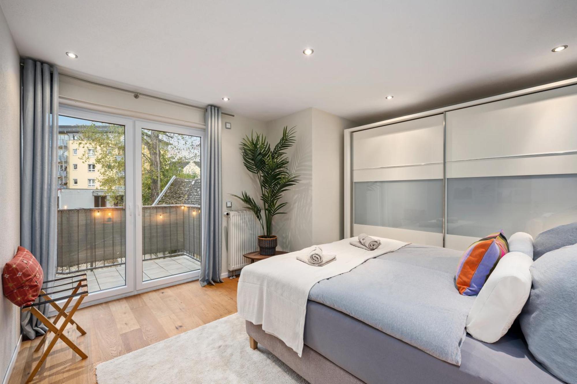 Edler Wohnraum Schwanenteich-Suite Mit Balkon, Kaffeevollautomat, Lift & Parkplatz Zwickau Extérieur photo